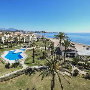 apartment-on-the-beach-front-urb-las-mimosas.es-andalucia.com/